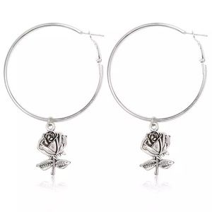 💙🦋 Rose hoop earrings 3 for $12